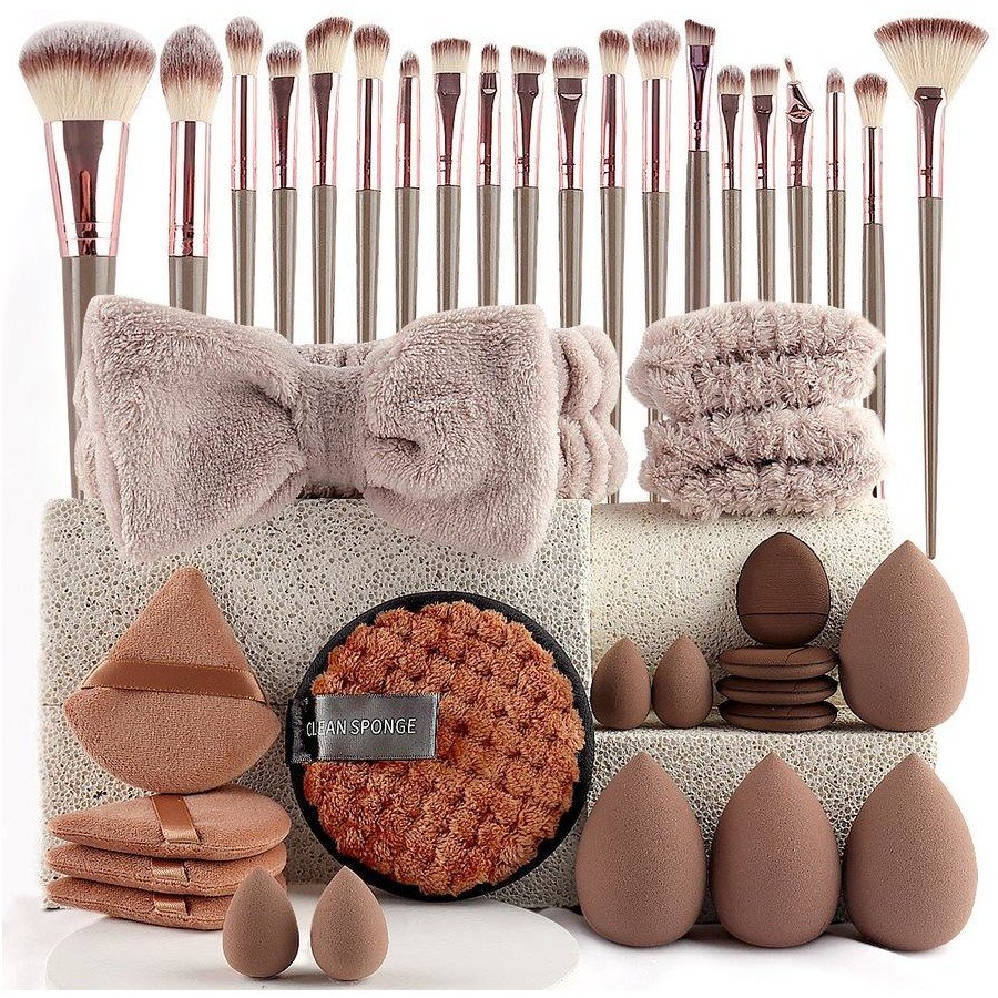 Makeup tool